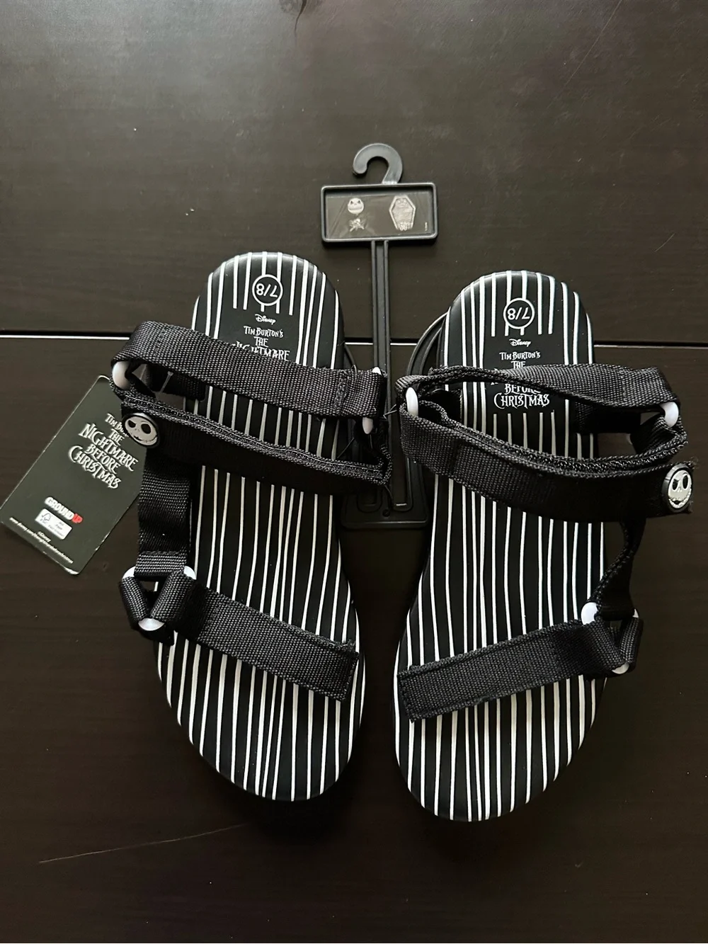 Nightmare Before Christmas Ladies Sandals Size 7/8 BRAND NEW